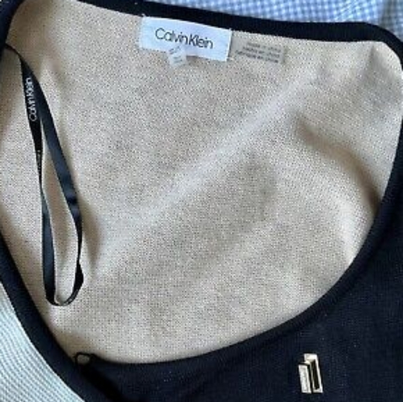 NWT Calvin Klein Sweater Cape - Picture 4 of 5